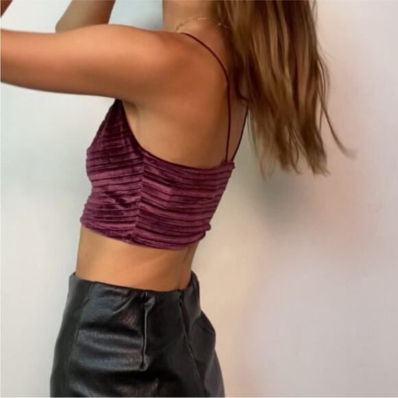 NEW WILD FABLE Dark Purple Ribbed Striped Velvet Crop Top Bralette Cami Tank XL - Picture 3 of 10